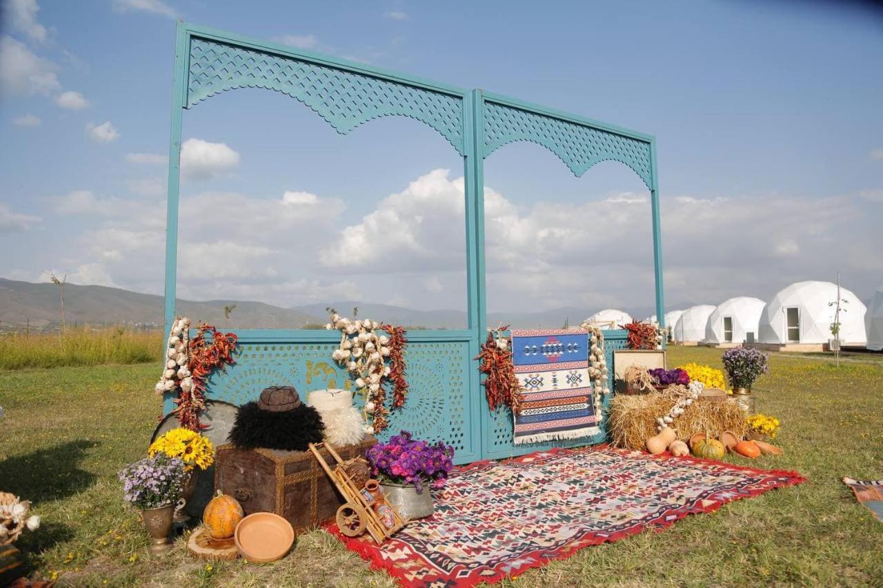 Jewelberry Glamping Hotel Tbilisi Mtsʼkhetʼa Esterno foto