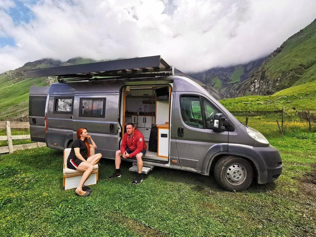 Jewelberry Glamping Hotel Tbilisi Mtsʼkhetʼa Esterno foto